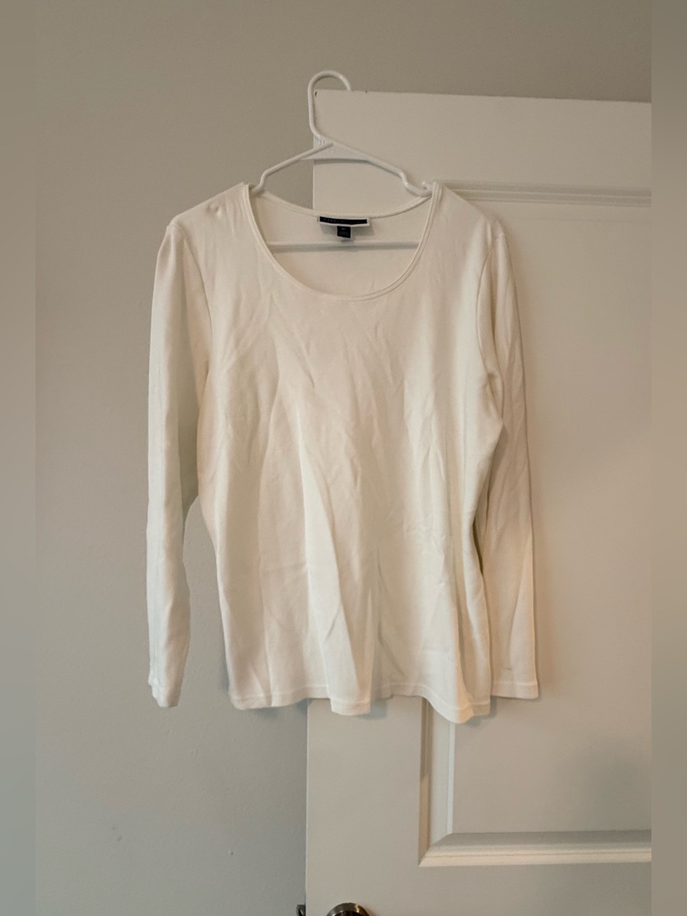 Karen Scott White Long-Sleeve Scoop Neck Tee